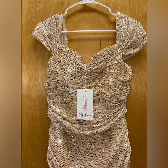 Sparkling Gold Sequin Dress - Picture 1 of 3